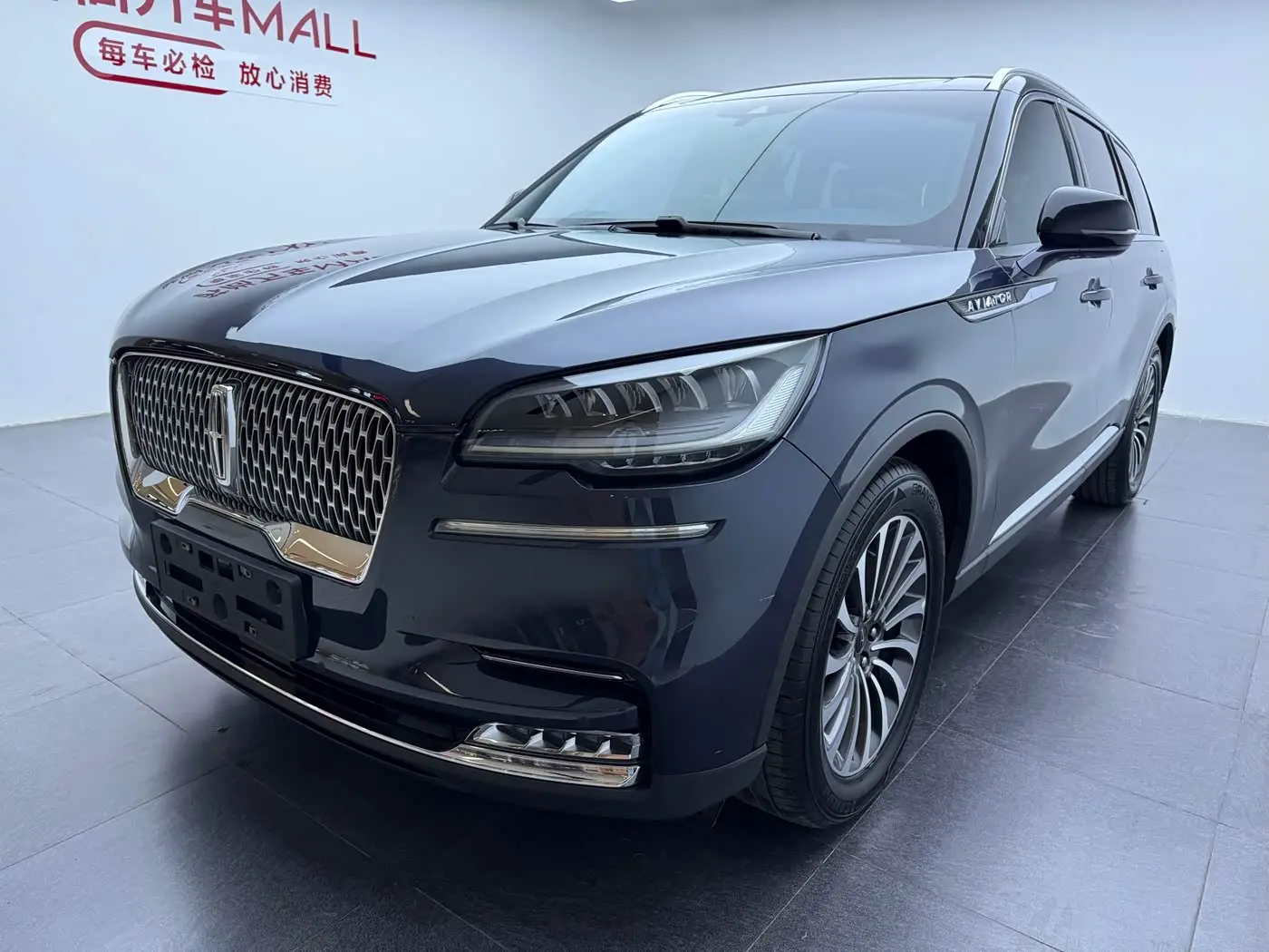Lincoln Aviator 2021 — Фото 1/14