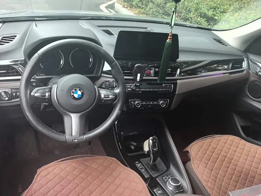 BMW X1 2020 — Фото 12/16