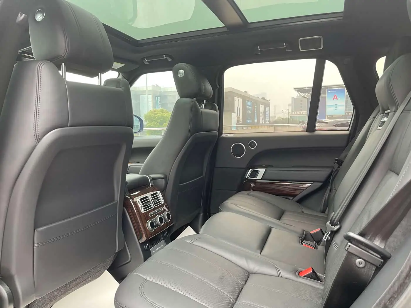 Land Rover Range Rover 2018 — Фото 6/9