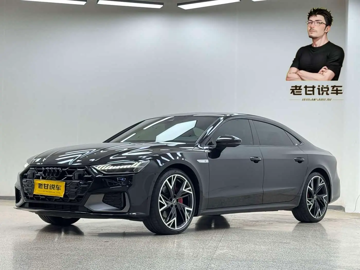 Audi A7L 2023 — Photo 2/15