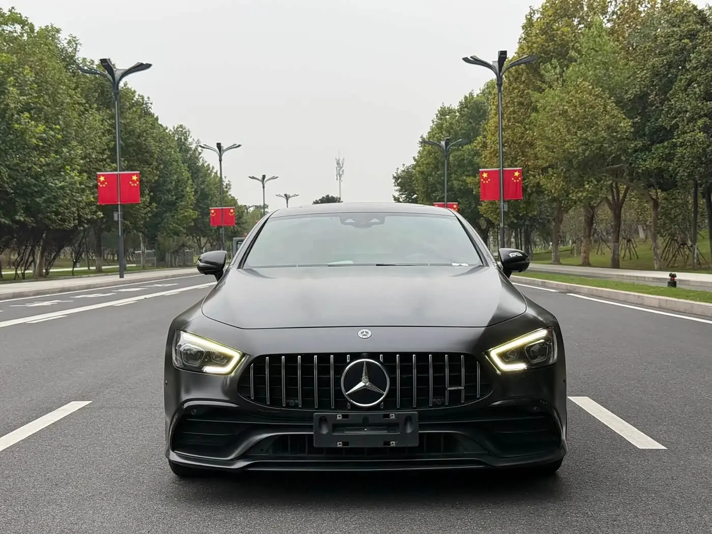 Mercedes-Benz AMG GT 2019 — Photo 2/9