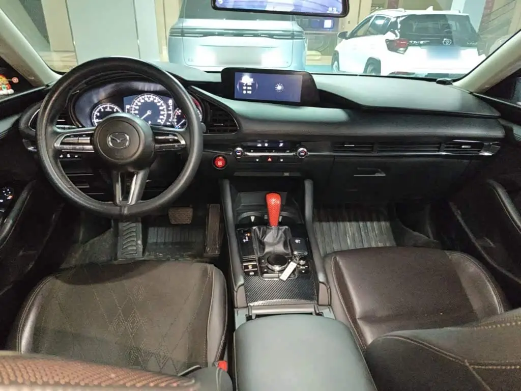 Mazda Mazda3 Axela 2024 — Photo 9/19