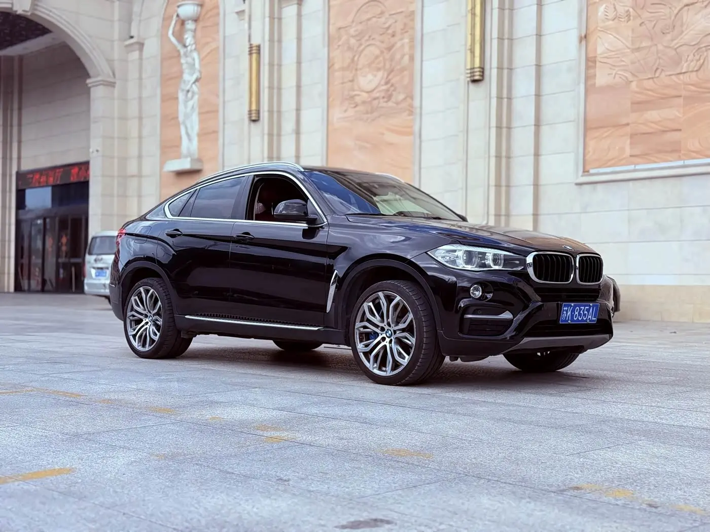 BMW X6 2015 — Фото 3/15
