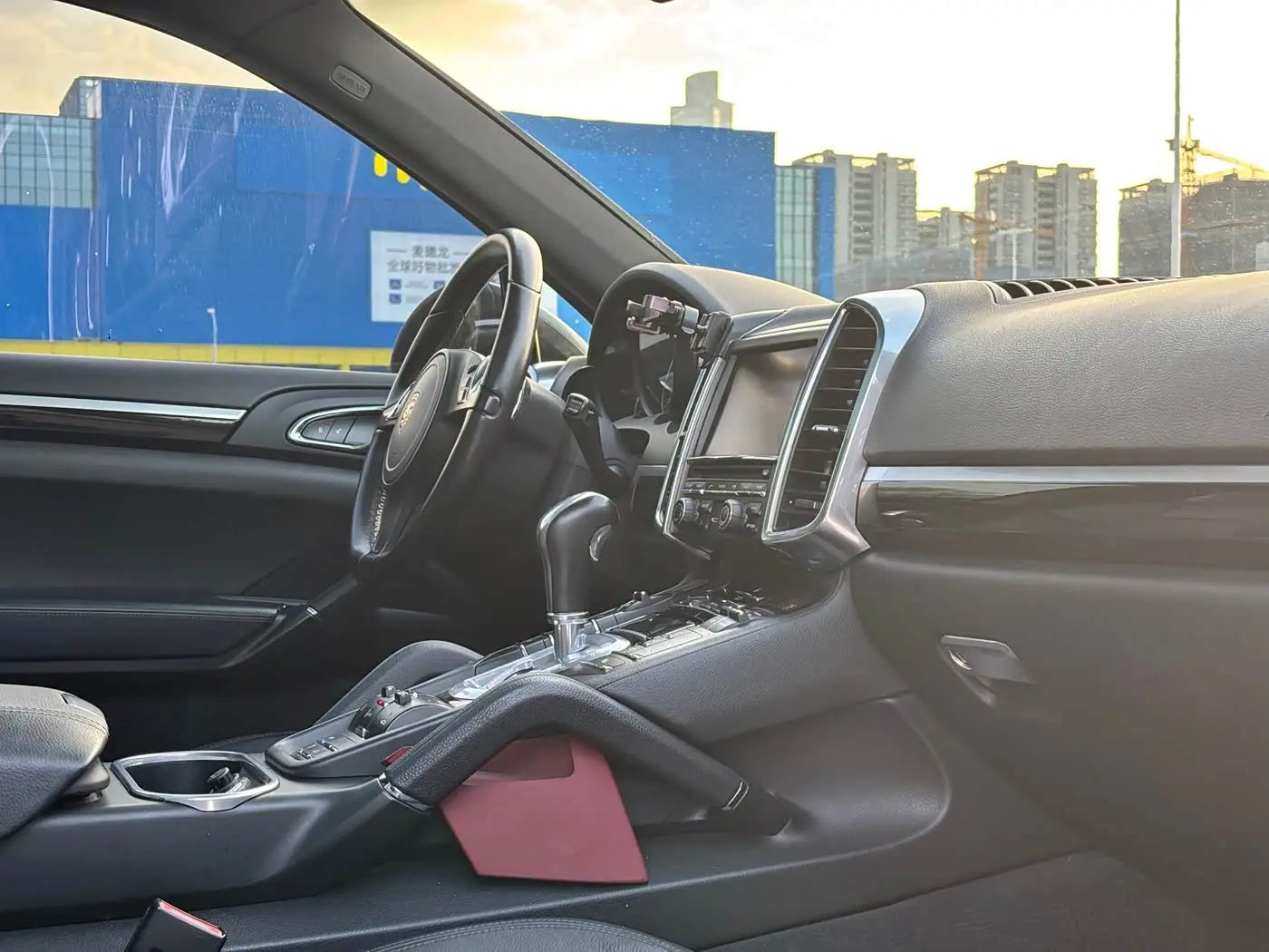 Porsche Cayenne 2013 — Photo 16/18