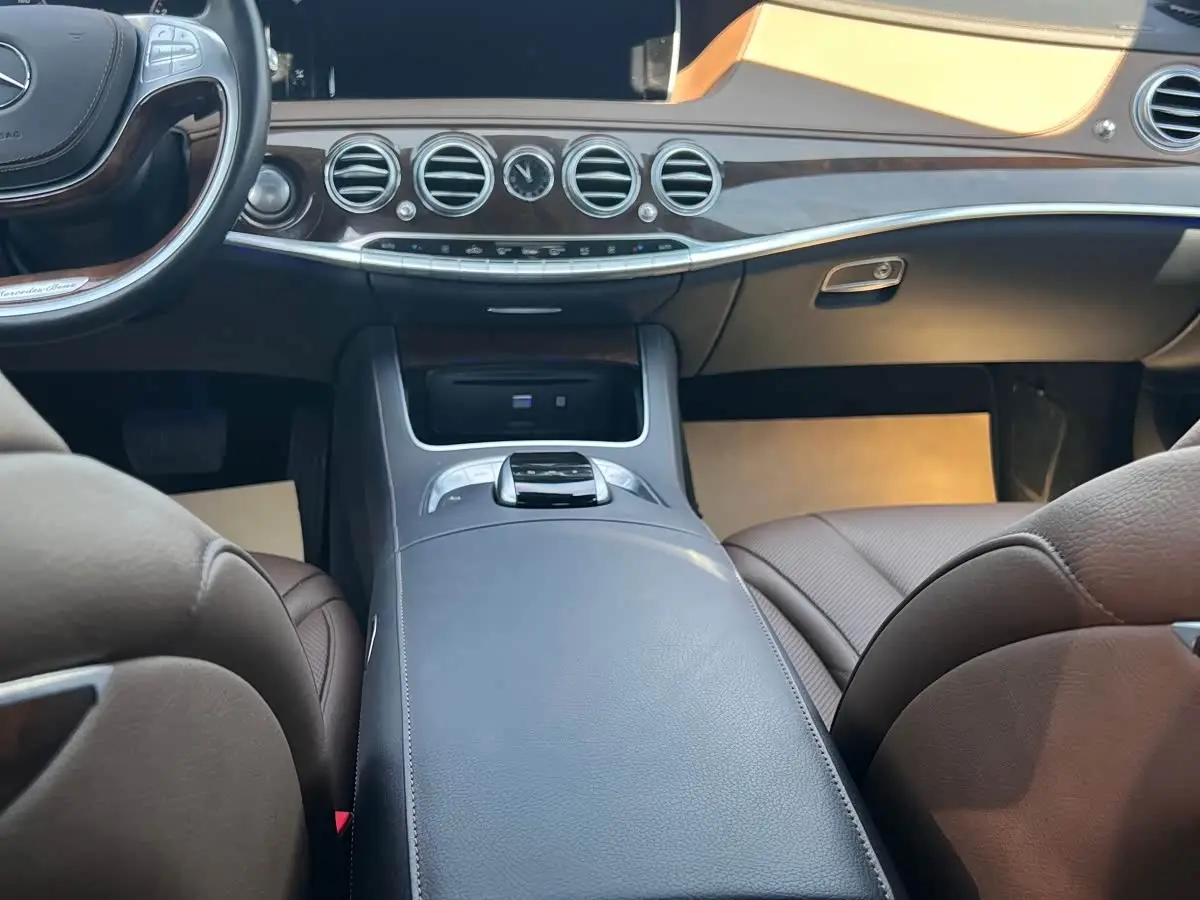 Mercedes-Benz S-Class 2017 — Photo 8/12