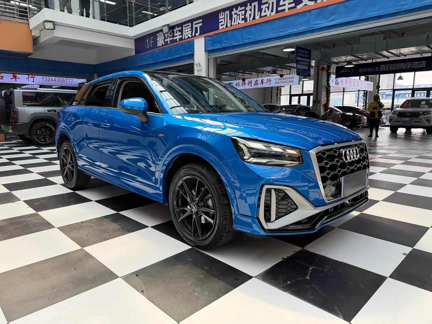 Audi Q2L 2023 — Photo 3/18