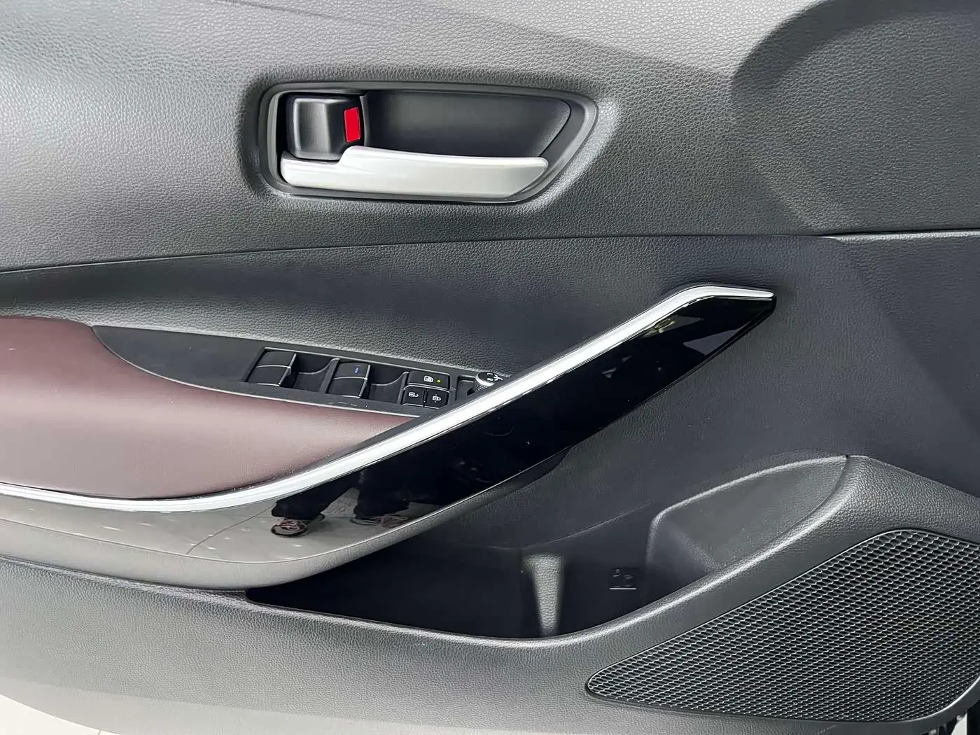Toyota Levin 2022 — Photo 10/20
