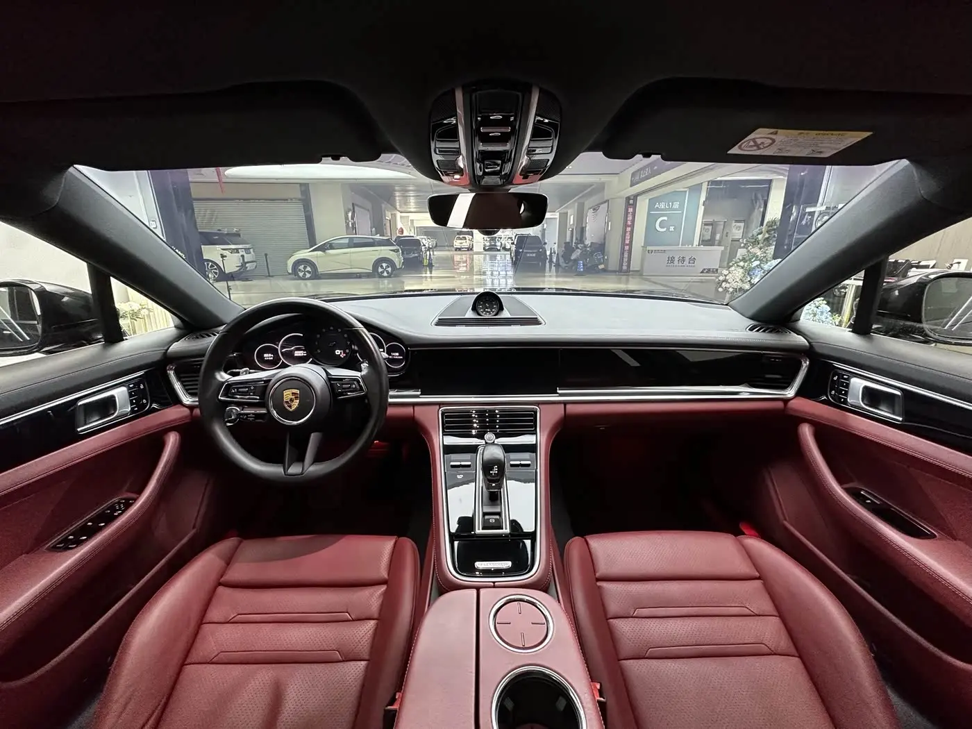 Porsche Panamera 2021 — Photo 9/20