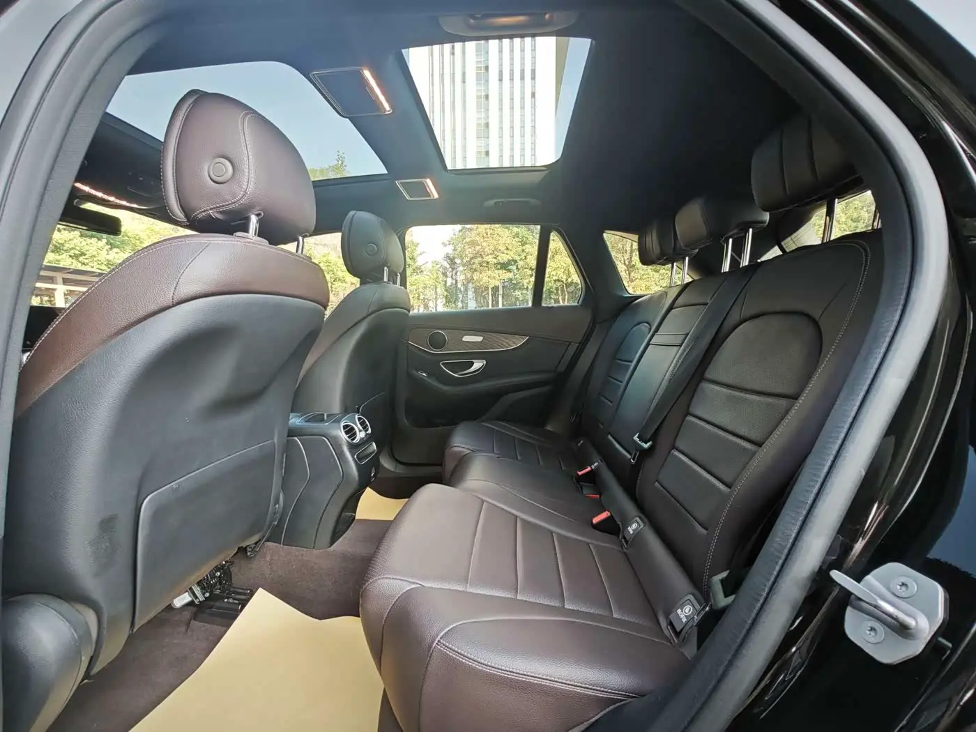 Mercedes-Benz GLC 2020 — Фото 11/16