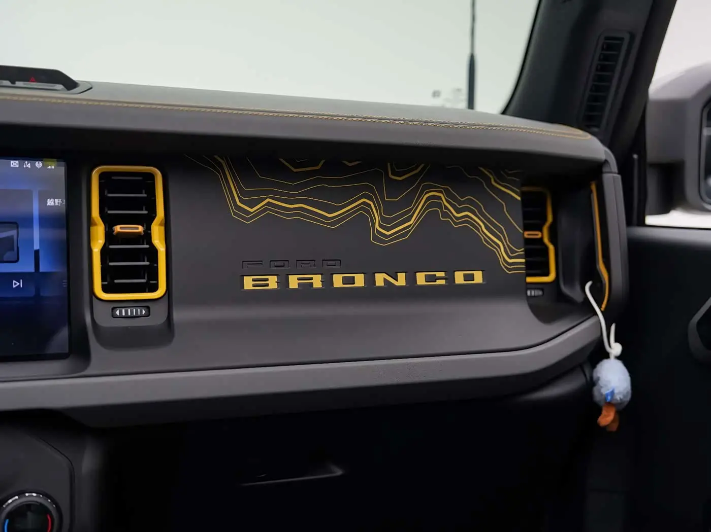 Ford Bronco 2024 — Фото 16/19