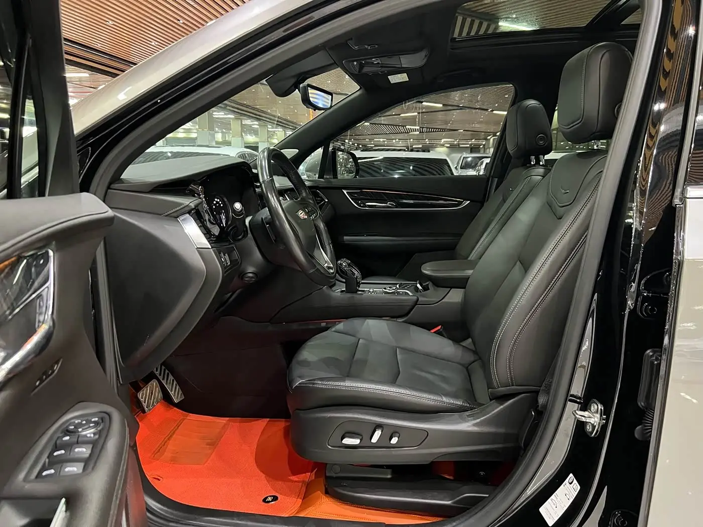 Cadillac XT6 2021 — Photo 8/15