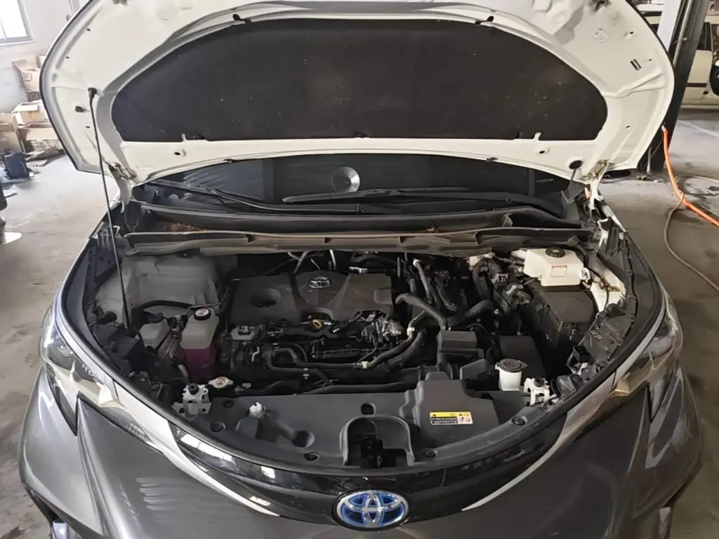 Toyota Granvia 2023 — Photo 20/20