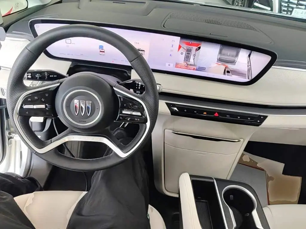 Buick GL8 New Energy 2025 — Photo 10/20