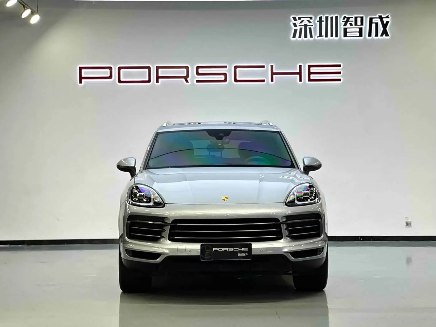 Porsche Cayenne 2022 — Photo 2/20