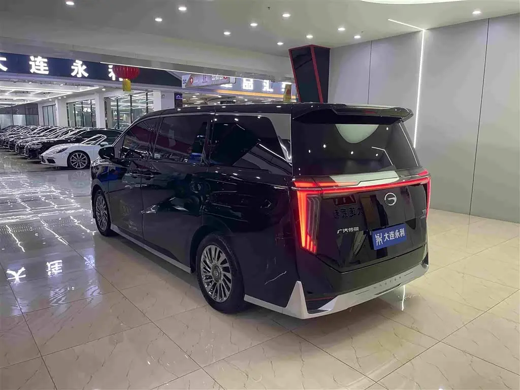GAC Trumpchi Trumpchi M8 2025 — Фото 13/18