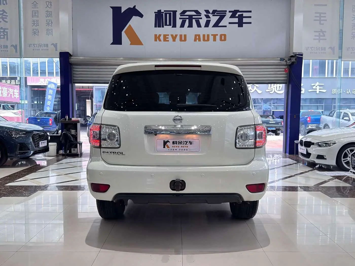 Nissan Patrol 2020 — Photo 13/15