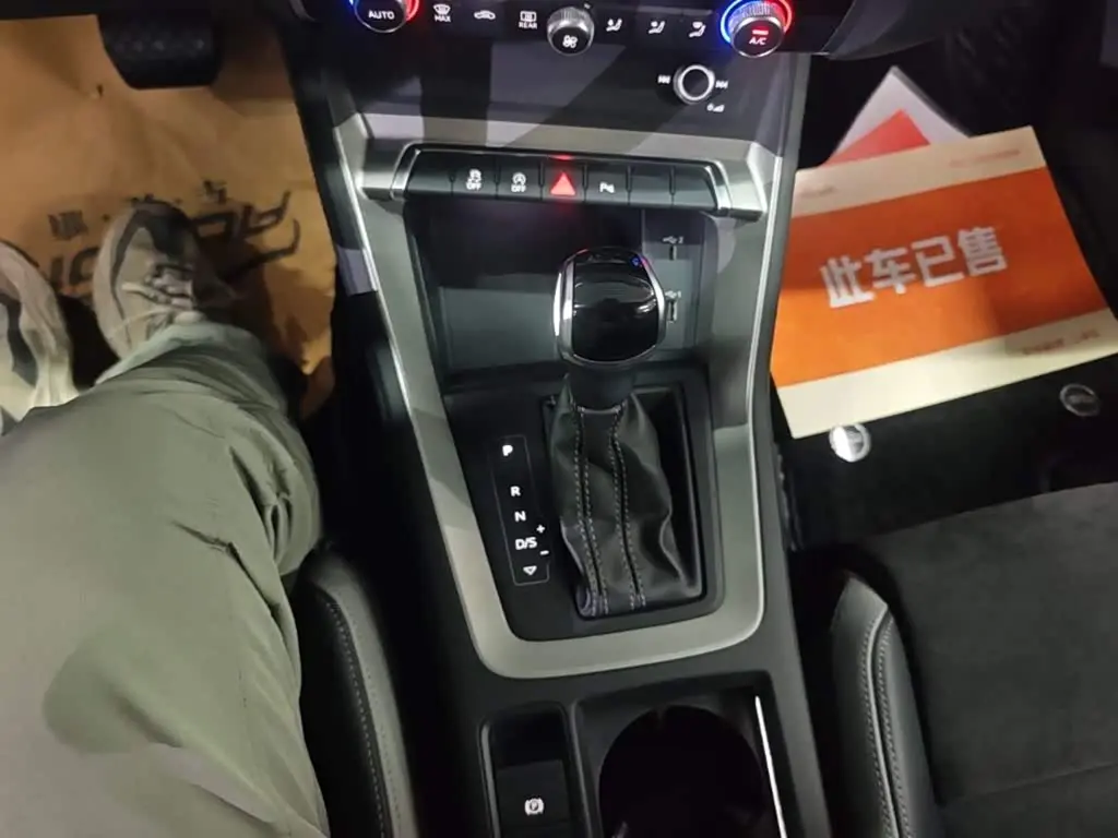 Audi Q3 2020 — Photo 14/20