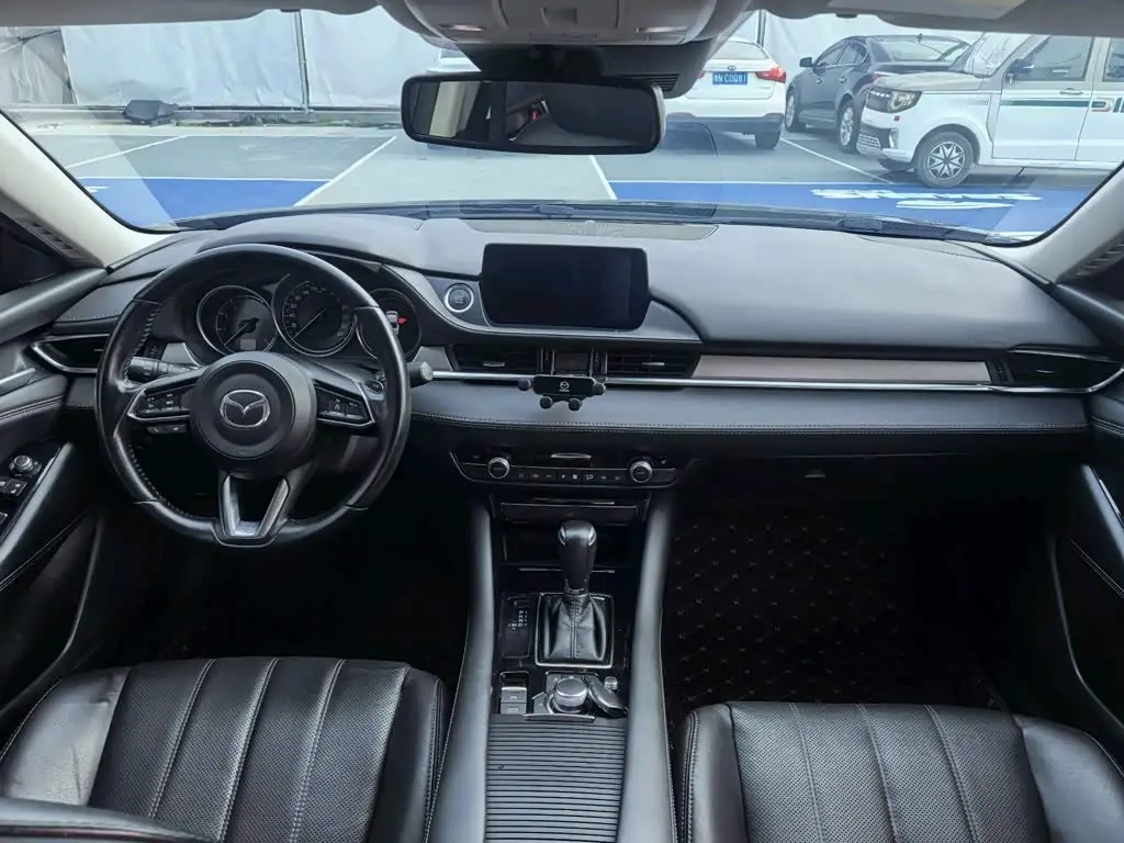 Mazda Atenza 2021 — Photo 5/9