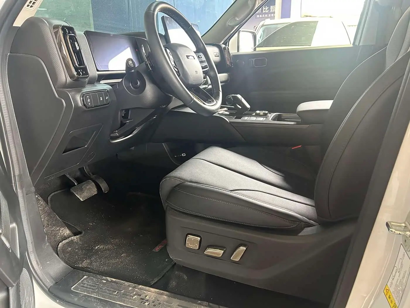 Haval H9 2025 — Photo 8/19