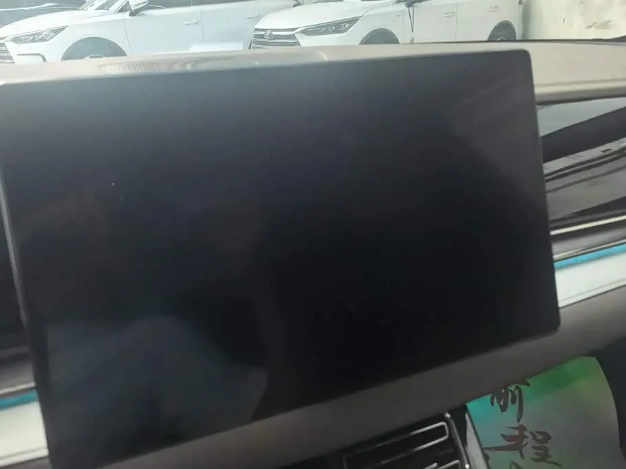 BYD Han 2025 — Photo 13/16