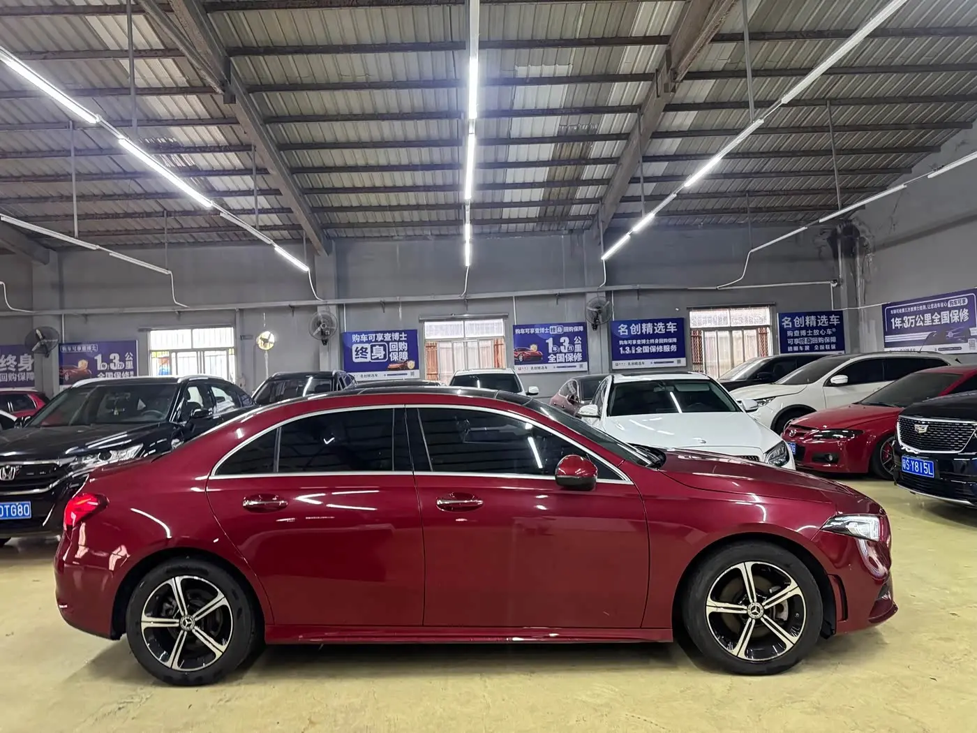 Mercedes-Benz A-Class 2022 — Photo 4/19