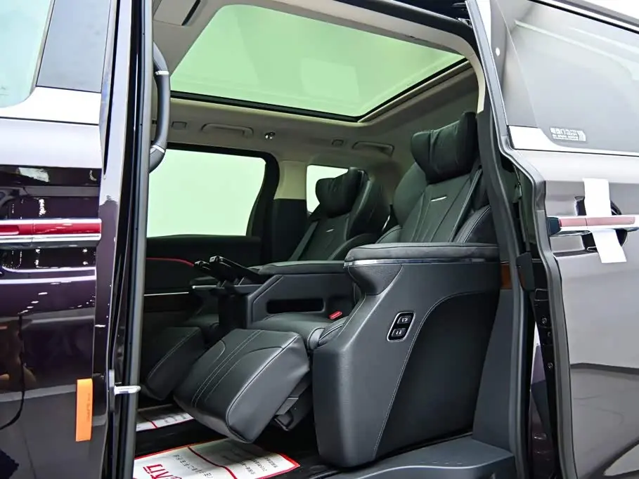 Hongqi HQ9 PHEV 2024 — ფოტო 16/20