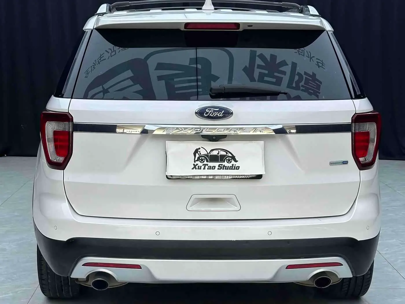 Ford Explorer 2017 — Photo 7/19