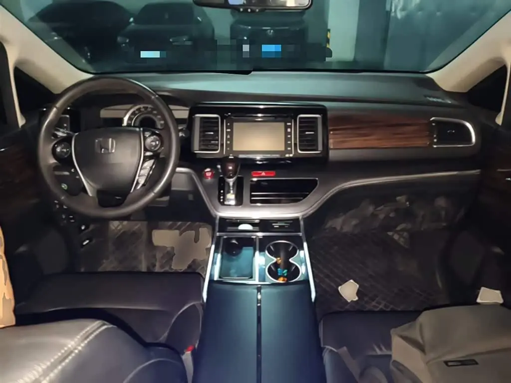 Honda Elysion 2019 — Şəkil 10/20