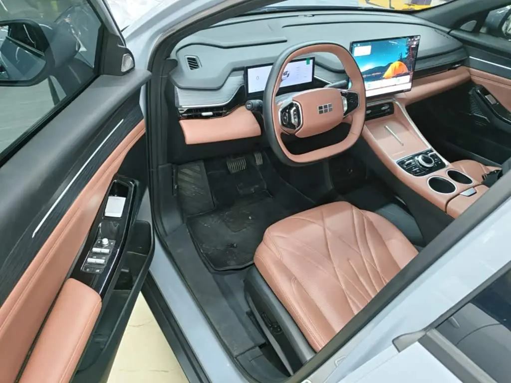 Geely Galaxy Galaxy L6 2025 — Photo 16/20