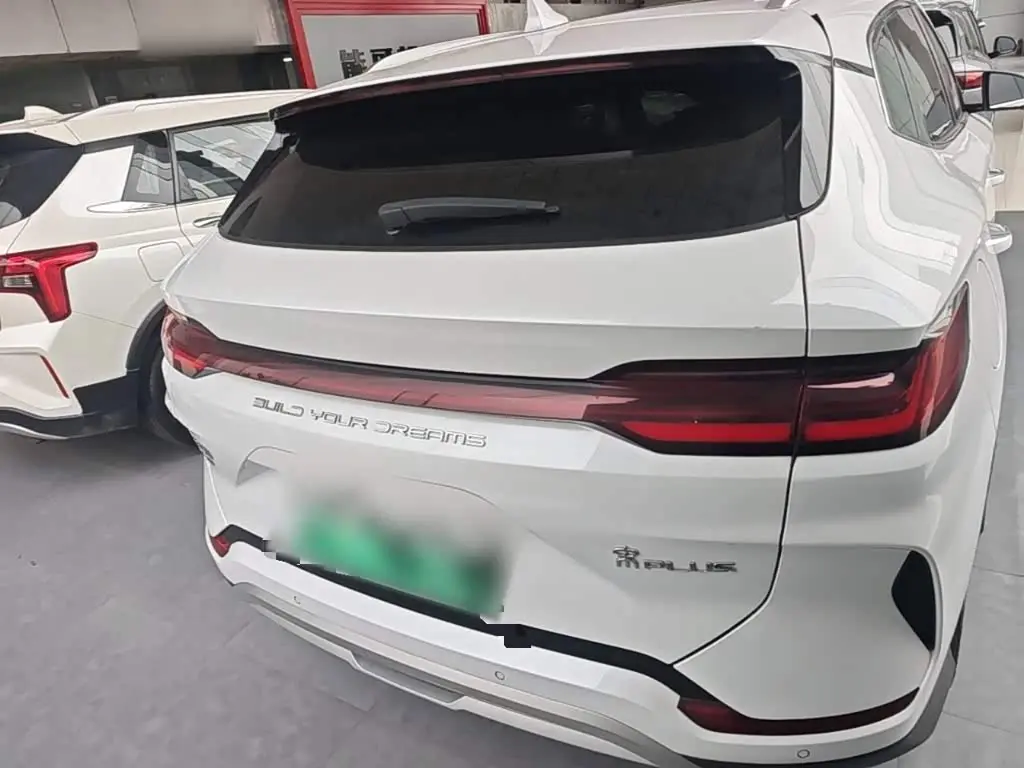 BYD Song PLUS PHEV 2024 — Photo 6/20