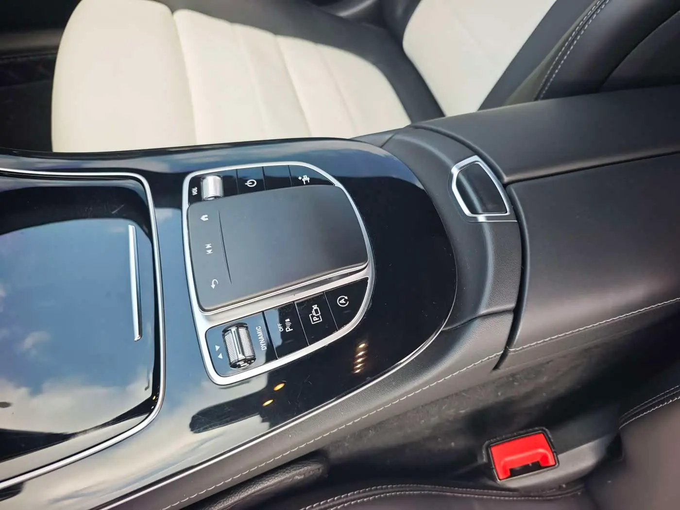 Mercedes-Benz E-Class 2021 — Şəkil 16/20