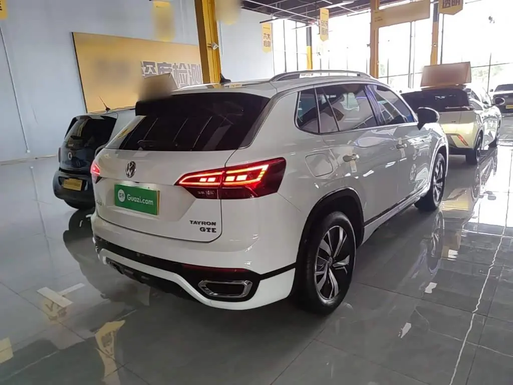 Volkswagen Tayron GTE Plug-in Hybrid 2021 — Şəkil 7/20