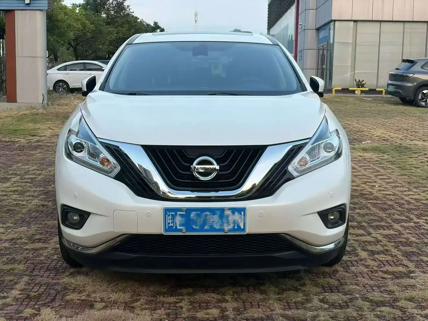 Nissan Murano 2021 — Фото 2/9