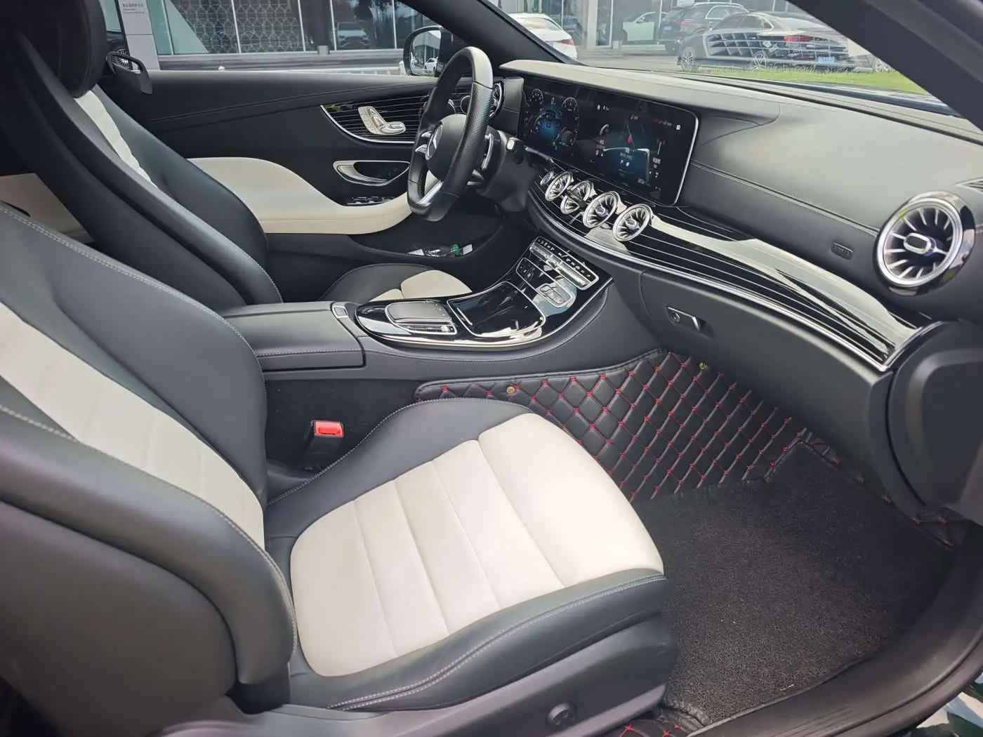 Mercedes-Benz E-Class 2021 — Şəkil 17/20