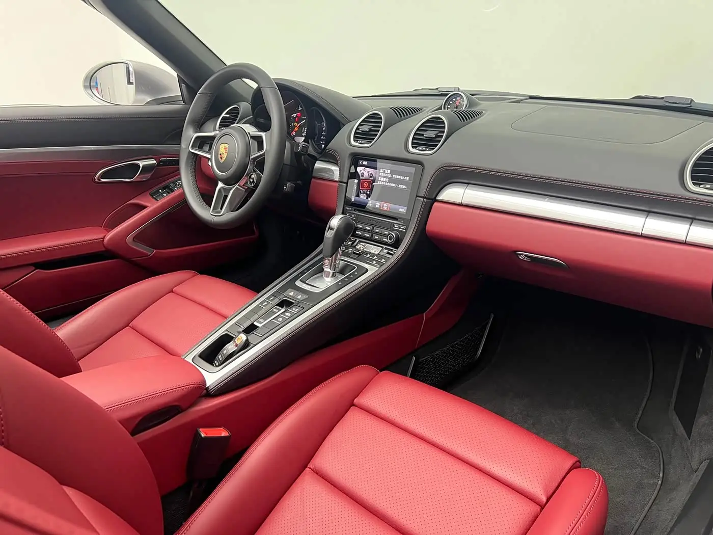Porsche 718 2024 — Photo 15/17