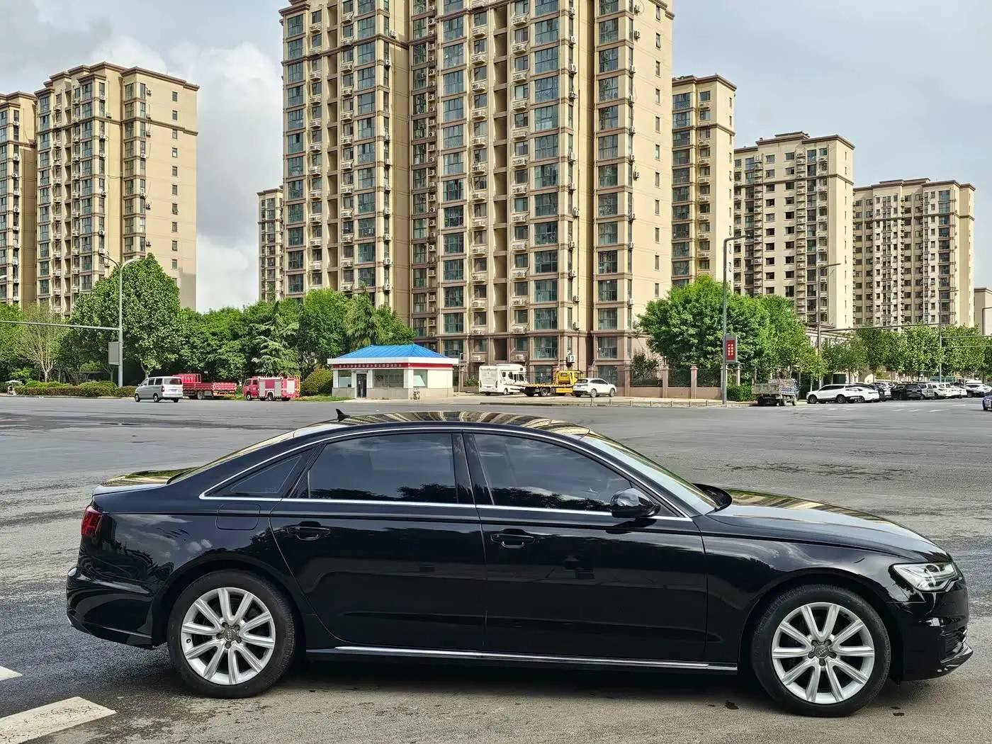 Audi A6L 2018 — Photo 4/14