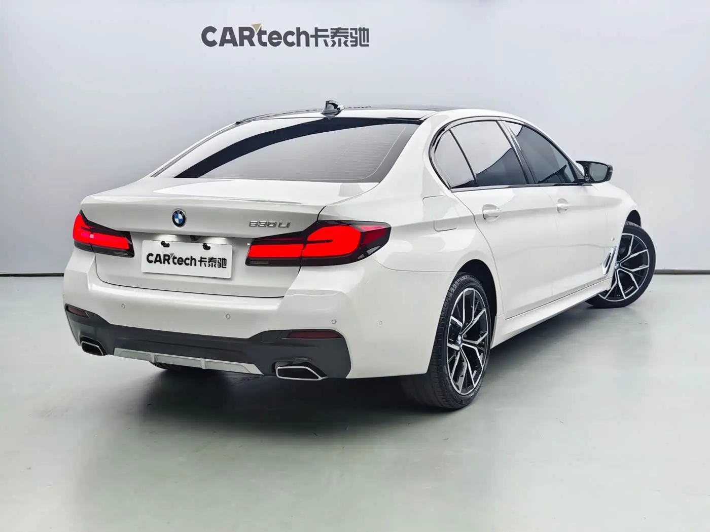 BMW 5 Series 2021 — Фото 4/20