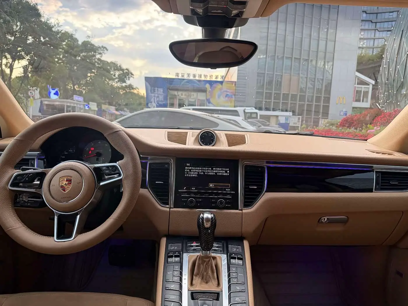 Porsche Macan 2014 — Photo 5/15