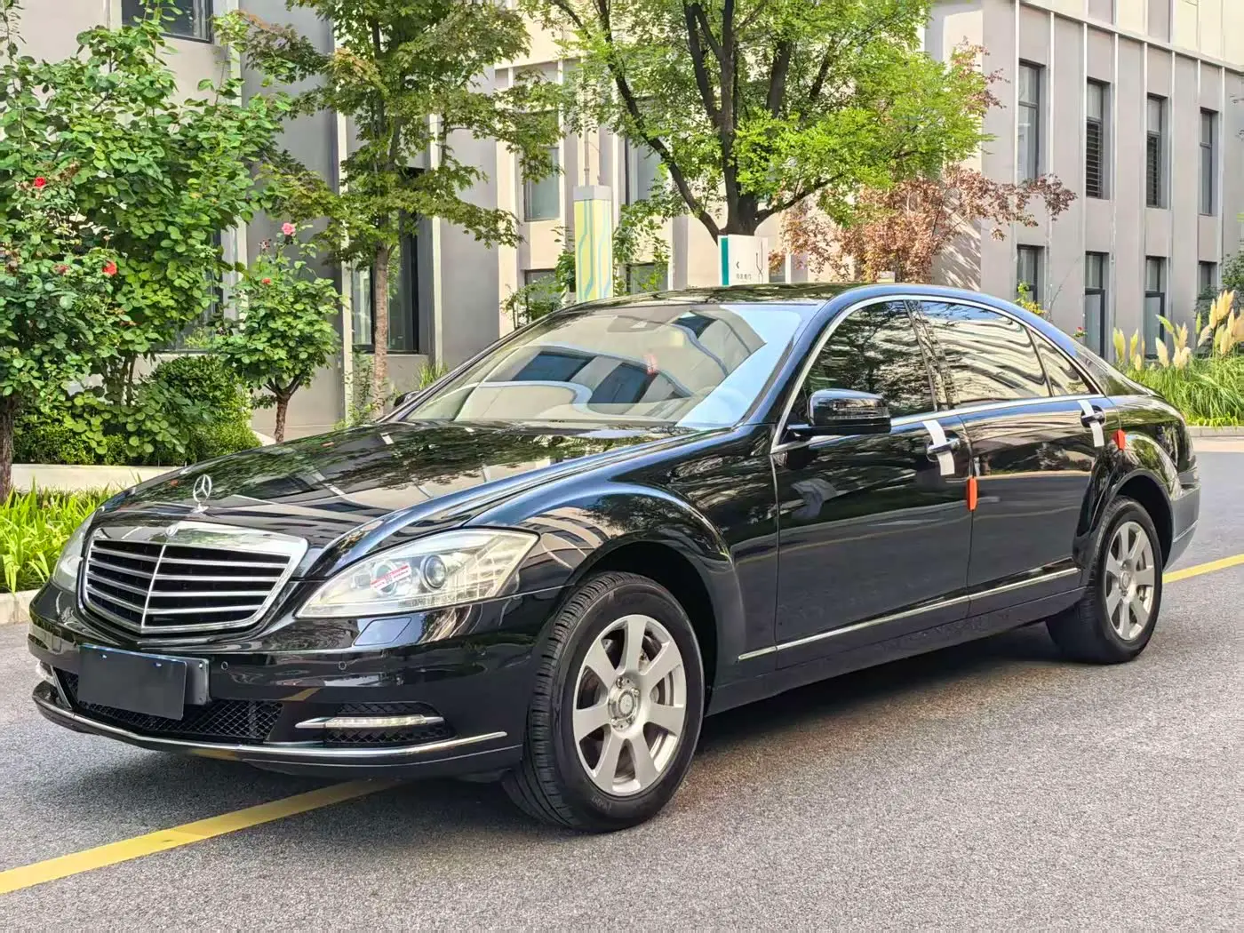 Mercedes-Benz S-Class 2012 — Фото 1/17