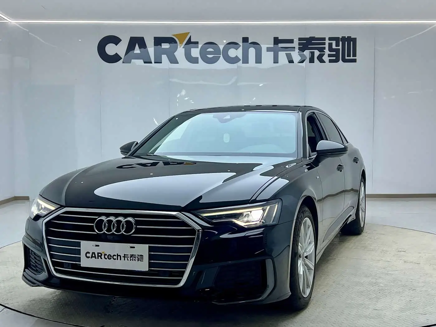 Audi A6L, 2021