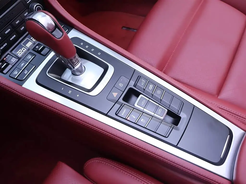 Porsche 718 2023 — Photo 12/20