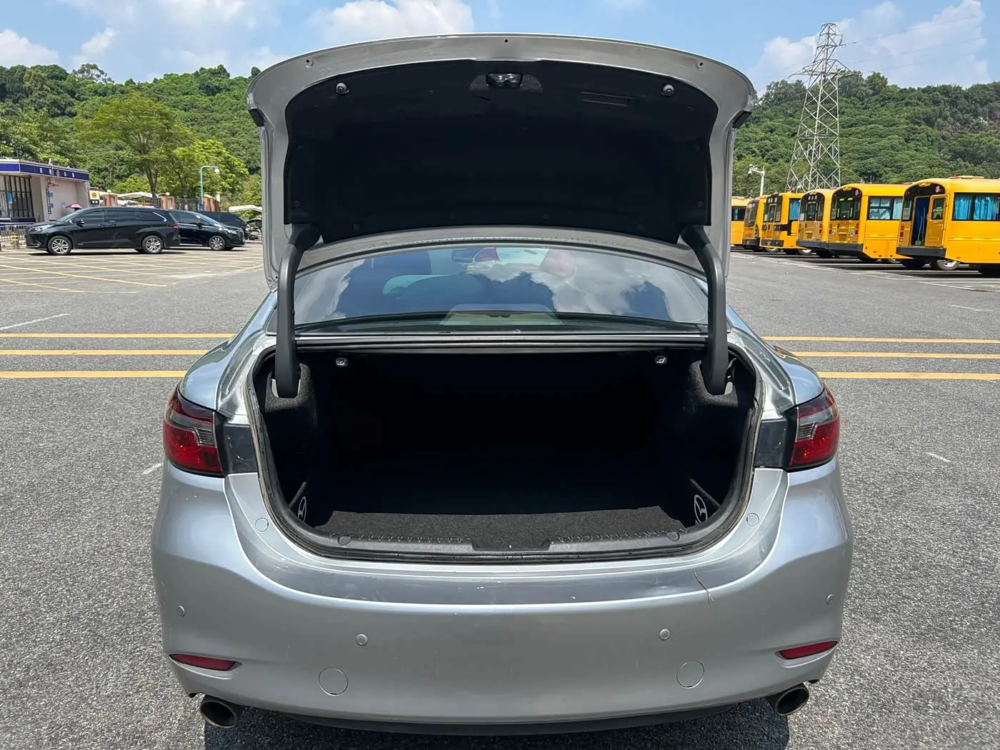 Mazda Atenza 2019 — Photo 11/16