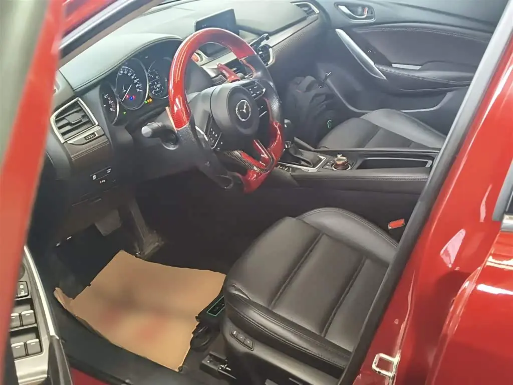 Mazda Atenza 2019 — Photo 11/20