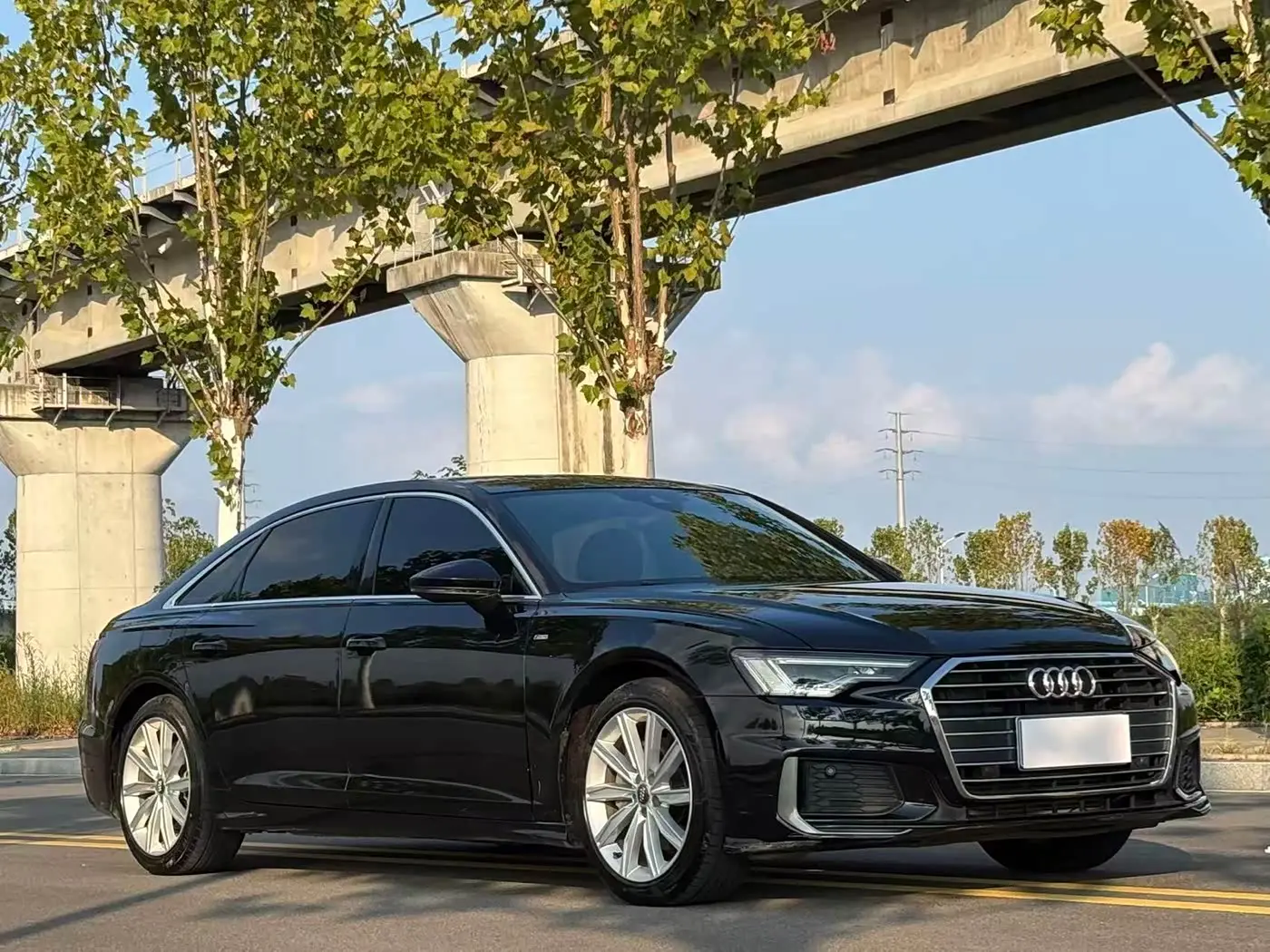 Audi A6L 2021 — ფოტო 3/12