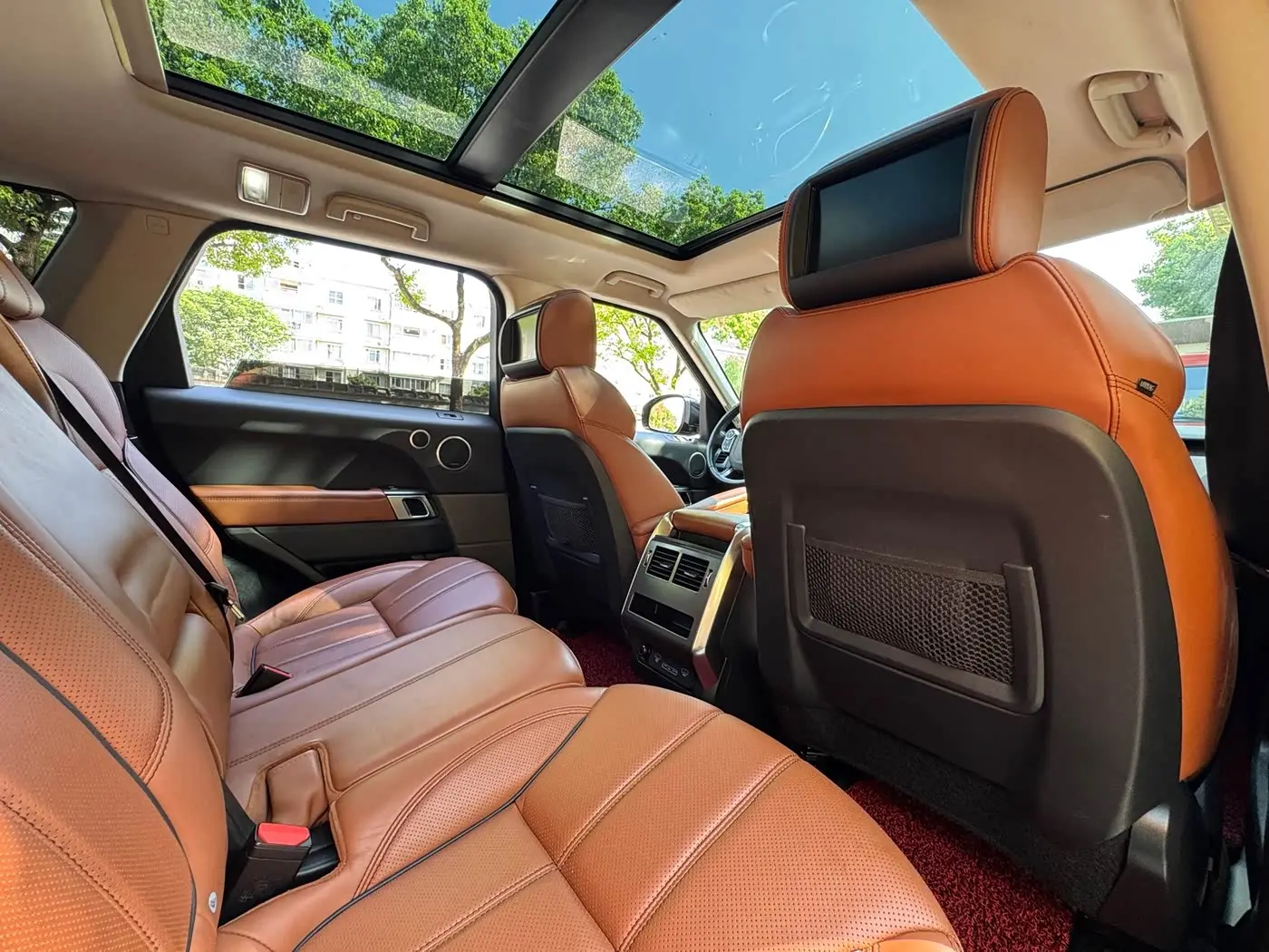 Land Rover Range Rover Sport 2017 — Фото 15/18