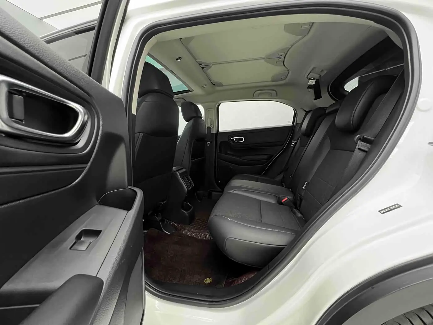 Honda Vezel 2023 — Photo 18/20