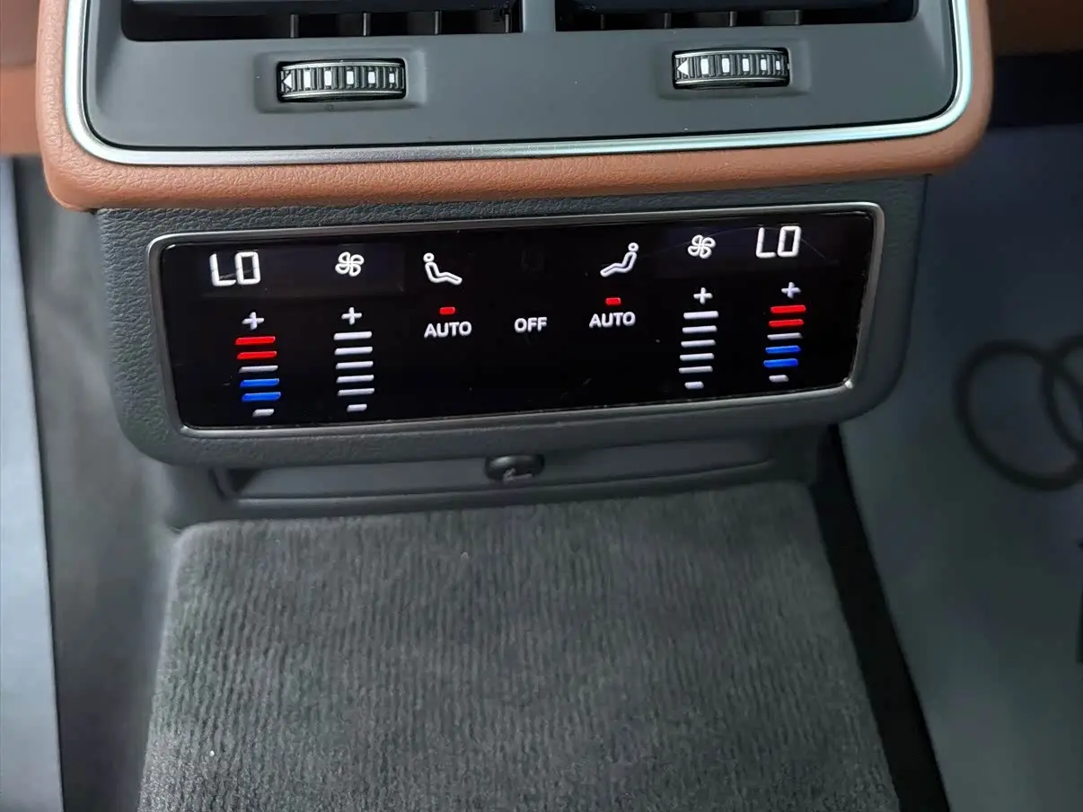 Audi A6L 2020 — Фото 20/20