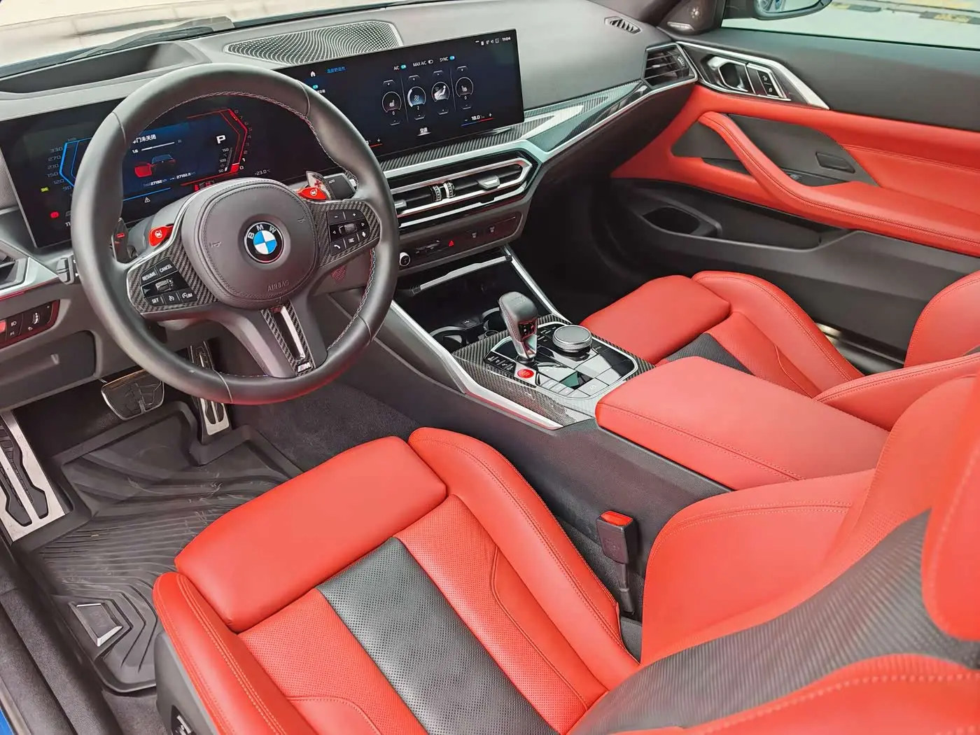 BMW M4 2024 — Фото 13/20