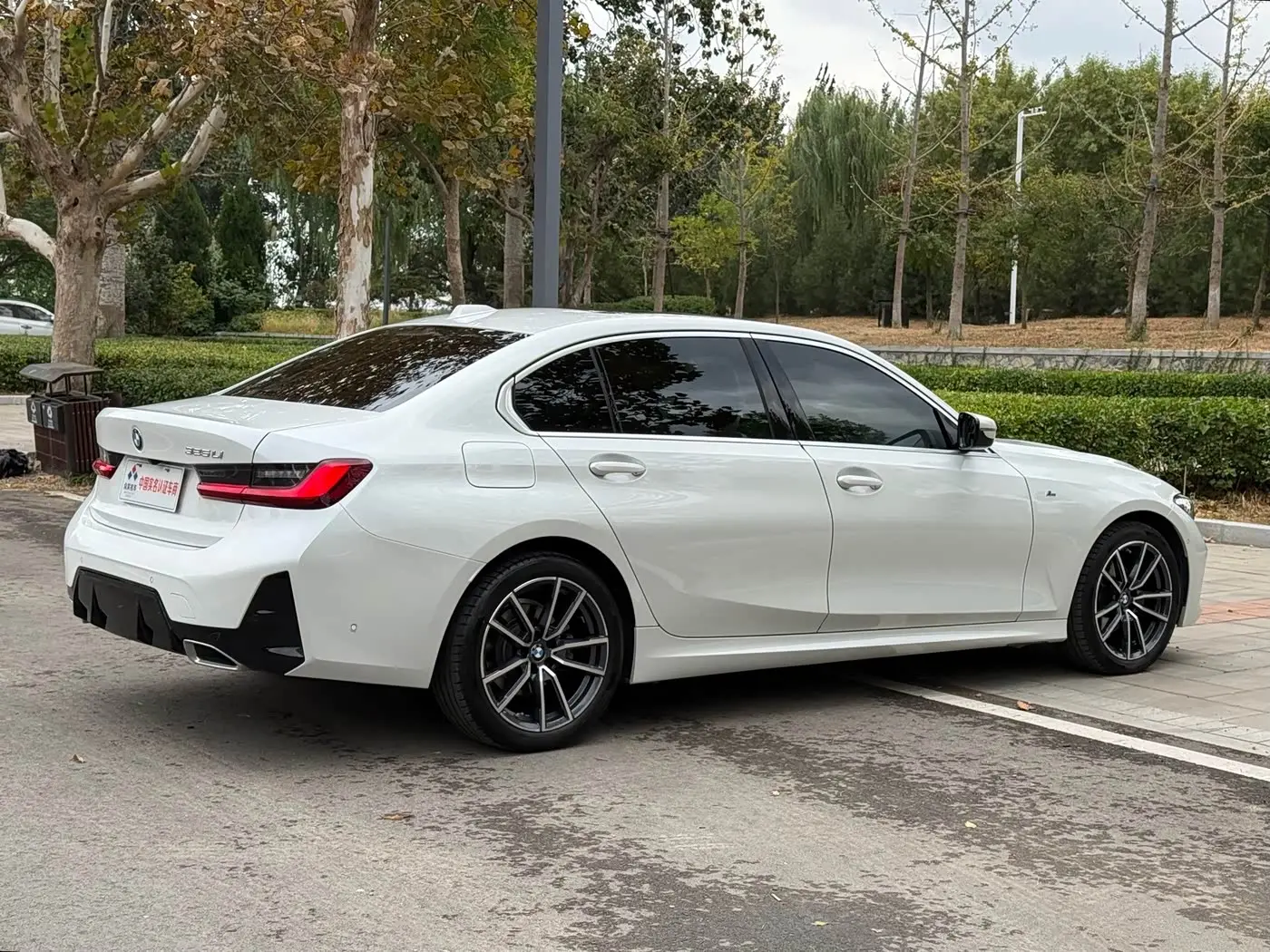 BMW 3 Series 2025 — Photo 18/20
