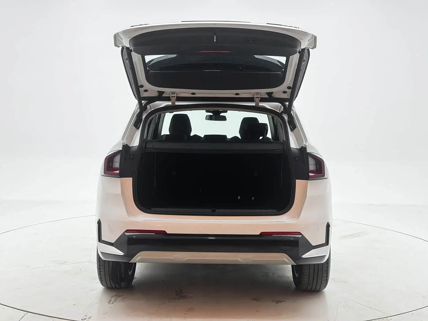 BMW X1 2023 — Photo 5/20